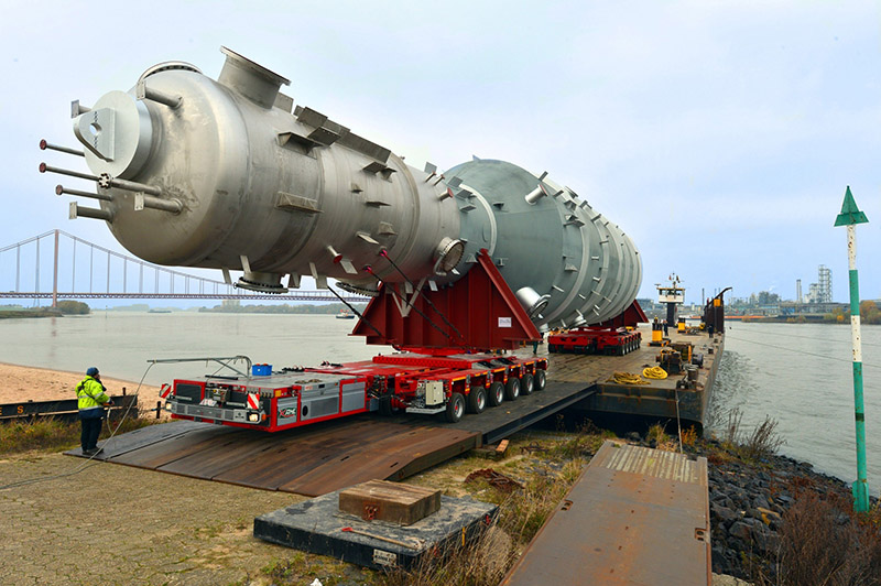 مقطورة معيارية ذاتية الدفع Self Propelled Modular Trailer