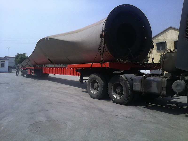مقطورة برج الرياح Wind Tower Trailer