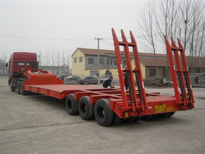 سرير منخفض نصف مقطورة Low Bed Semi Trailer