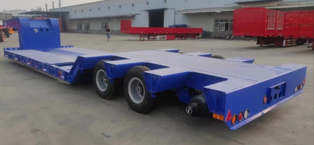 مقطورة لوبوي lowboy trailer